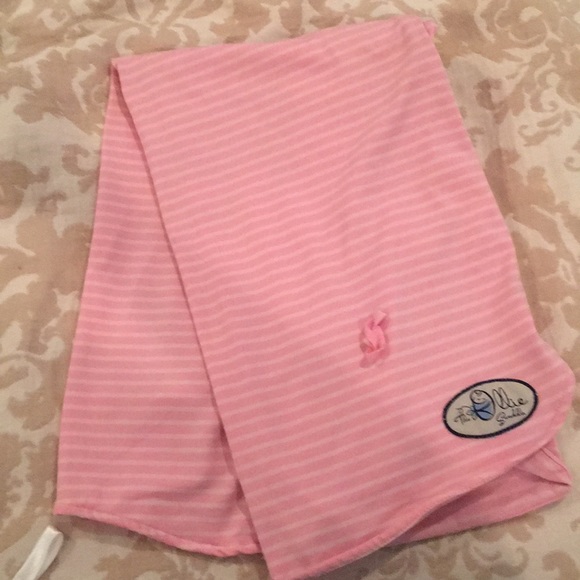 The Ollie Swaddle Other - Pink and White Ollie Swaddle